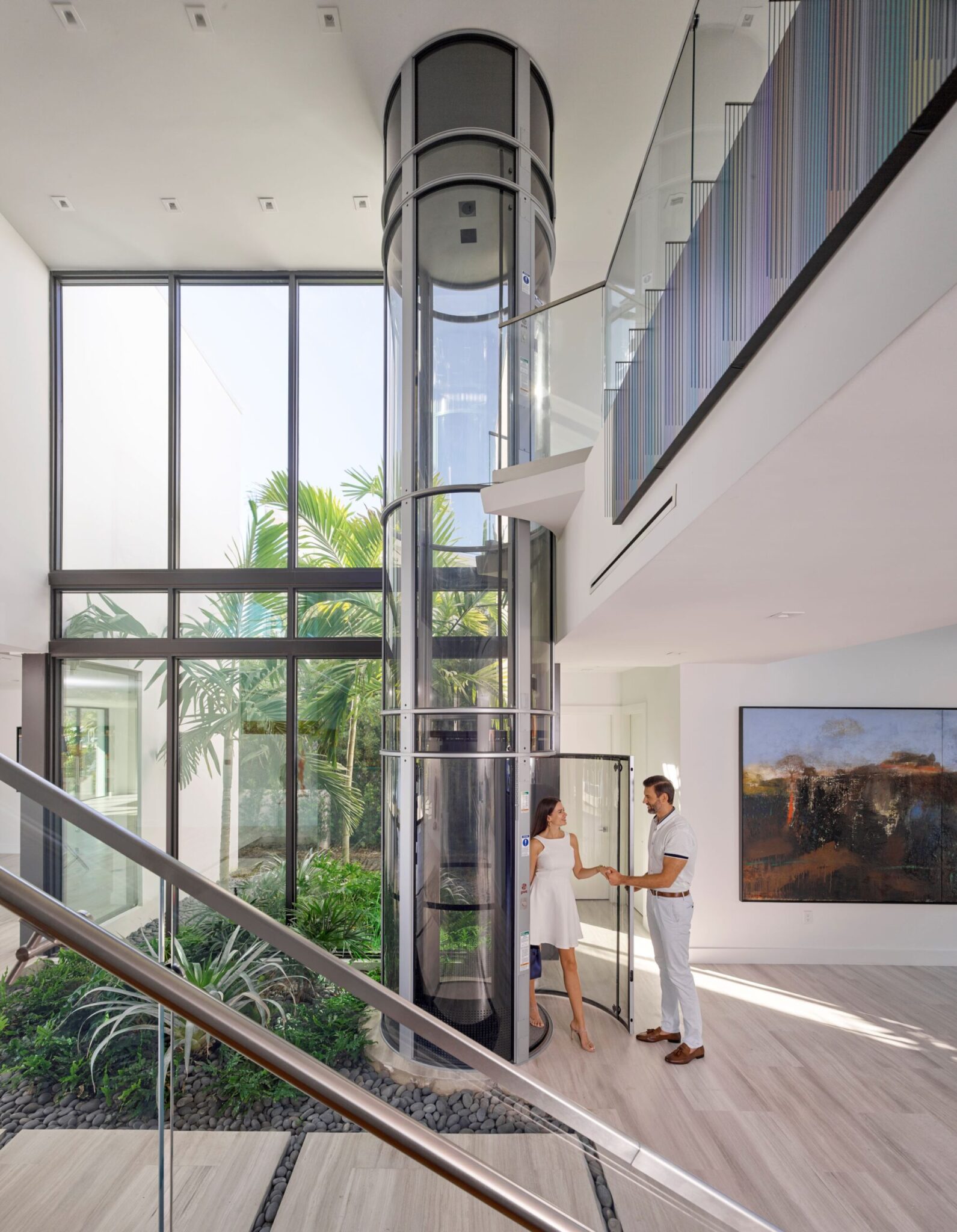 Why Pneumatic Lifts for Homes Are Better Than Hydraulic Lifts Home