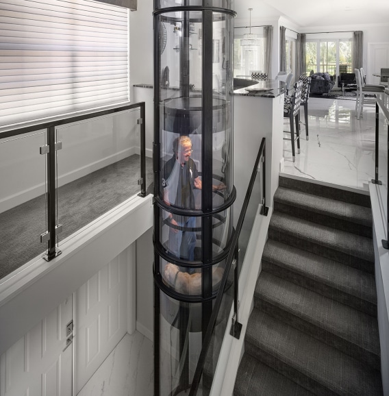 SELF-SUPPORTING ELEVATOR